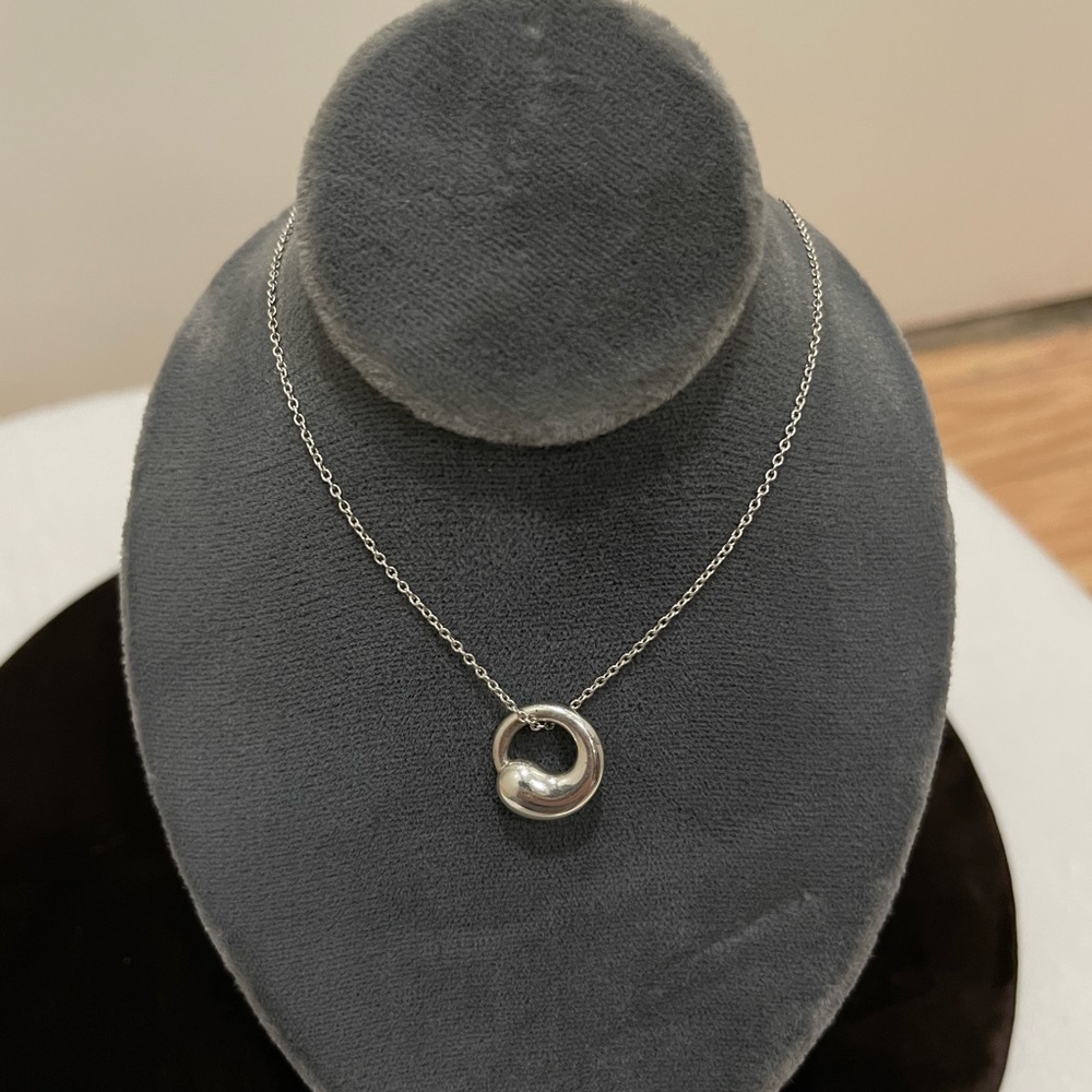 Tiffany & Co. Eternal Circle Pendant Necklace Silver